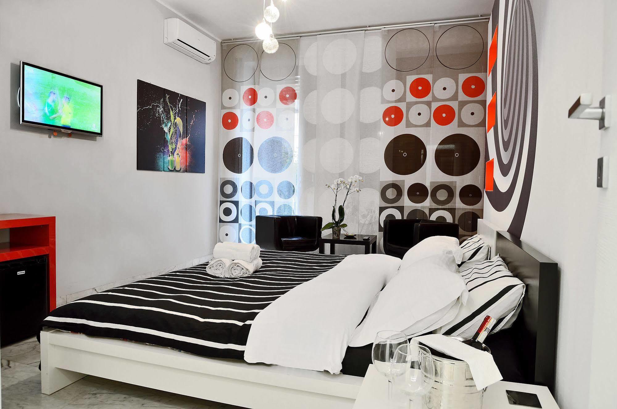 G&g Trastevere Couette-café 2*